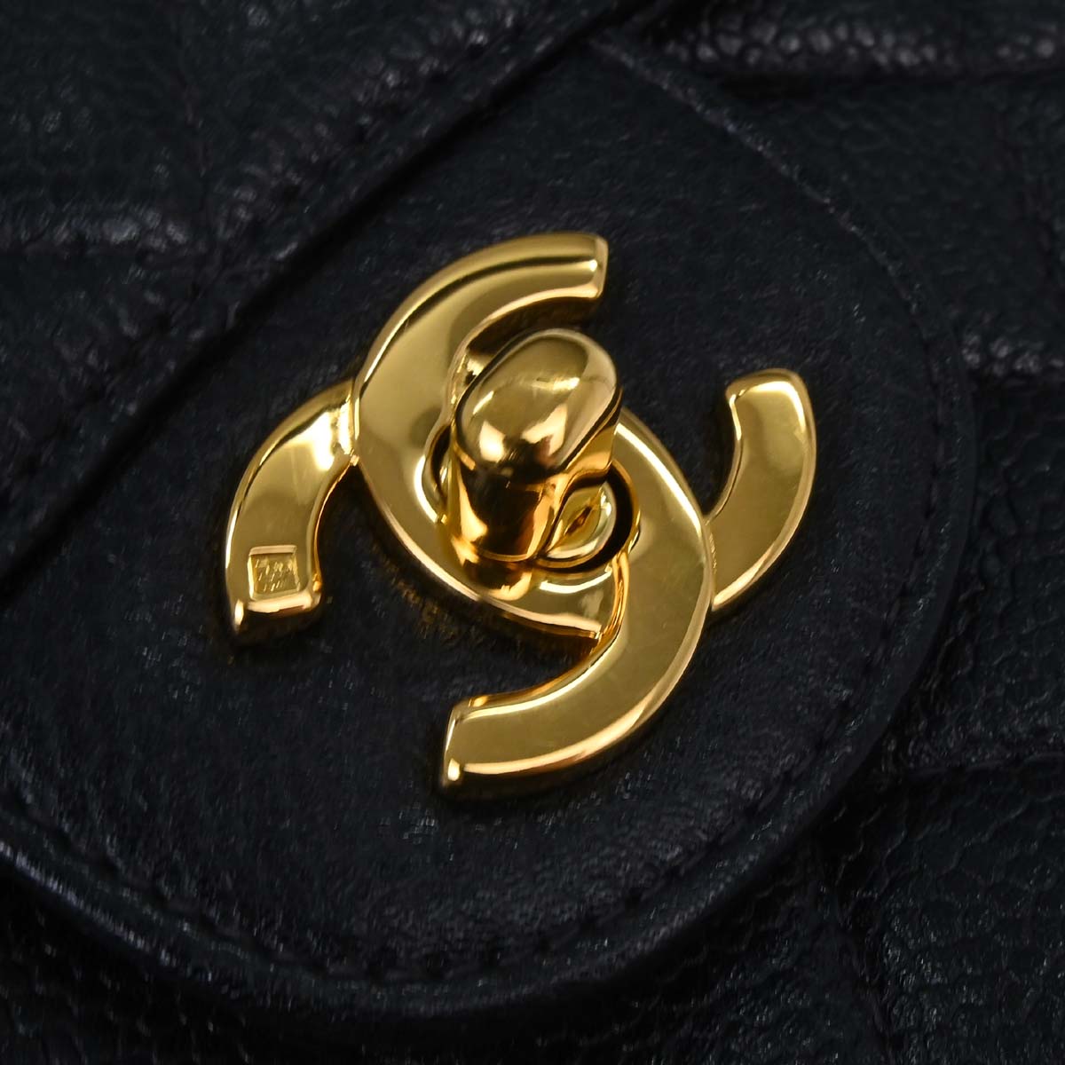 Chanel 1996-1997 Black Caviar Skin Double Sided Flap Shoulder Bag