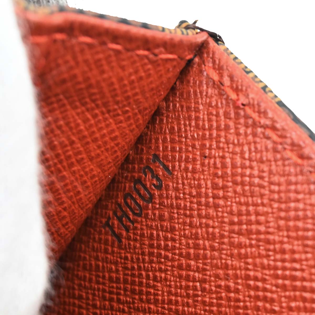 Louis Vuitton 2001 Damier Tribeca Long Handbag N51160