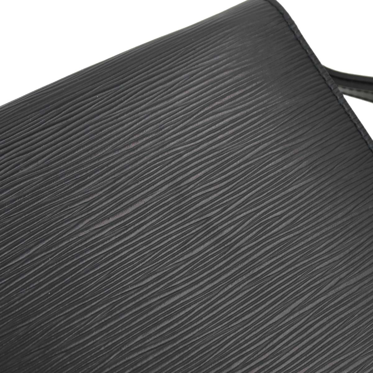 Louis Vuitton Black Epi Pochette Serie Dragonne Clutch Bag M52612