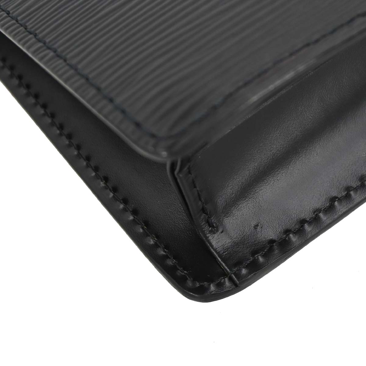 Louis Vuitton Black Epi Pochette Serie Dragonne Clutch Bag M52612