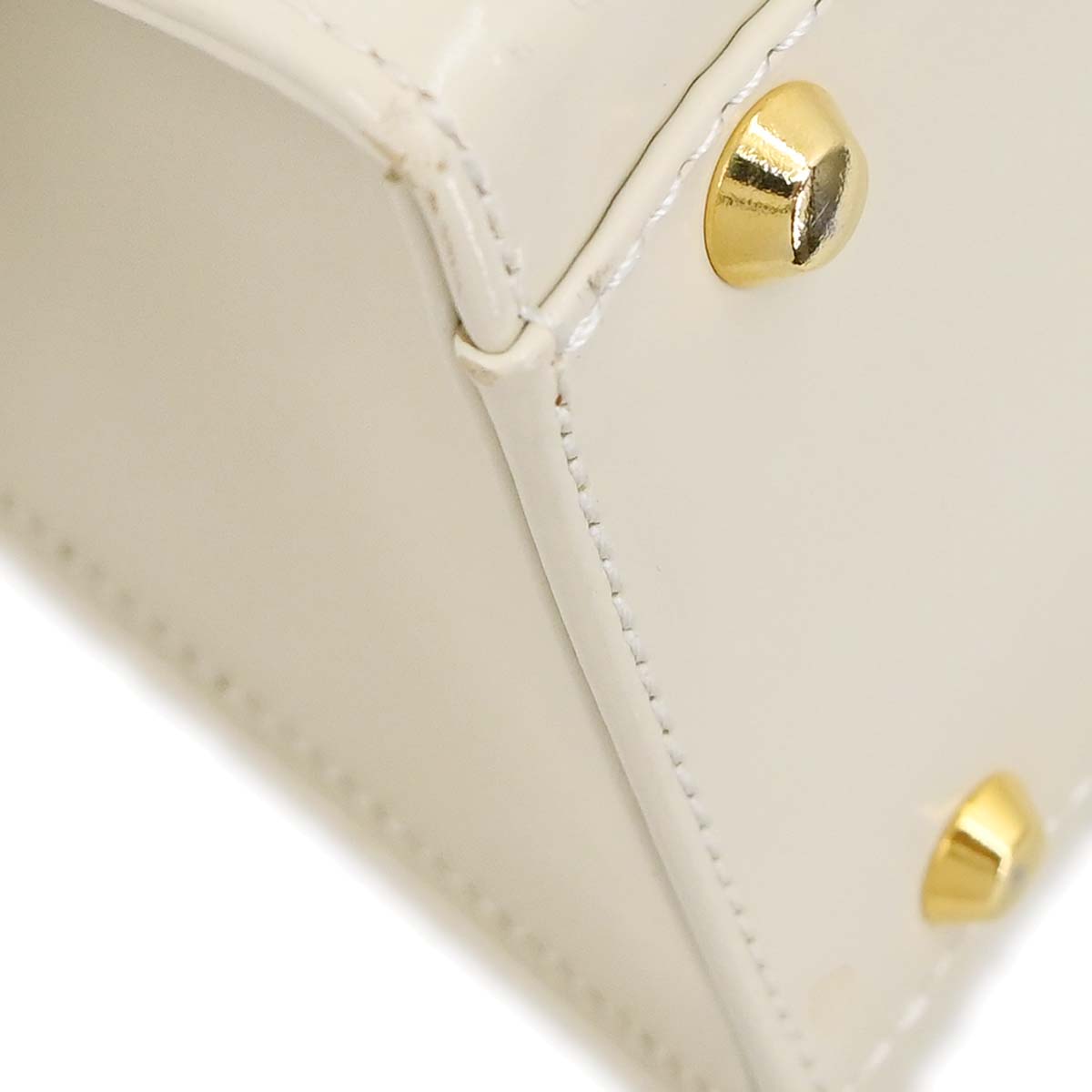 Yves Saint Laurent White Leather Handbag