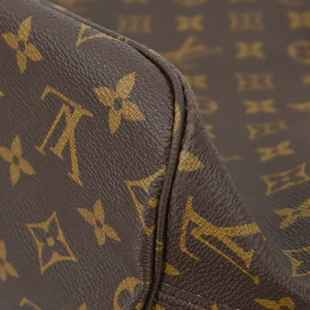 Louis Vuitton Monogram Neverfull MM Shoulder Tote Bag M40156