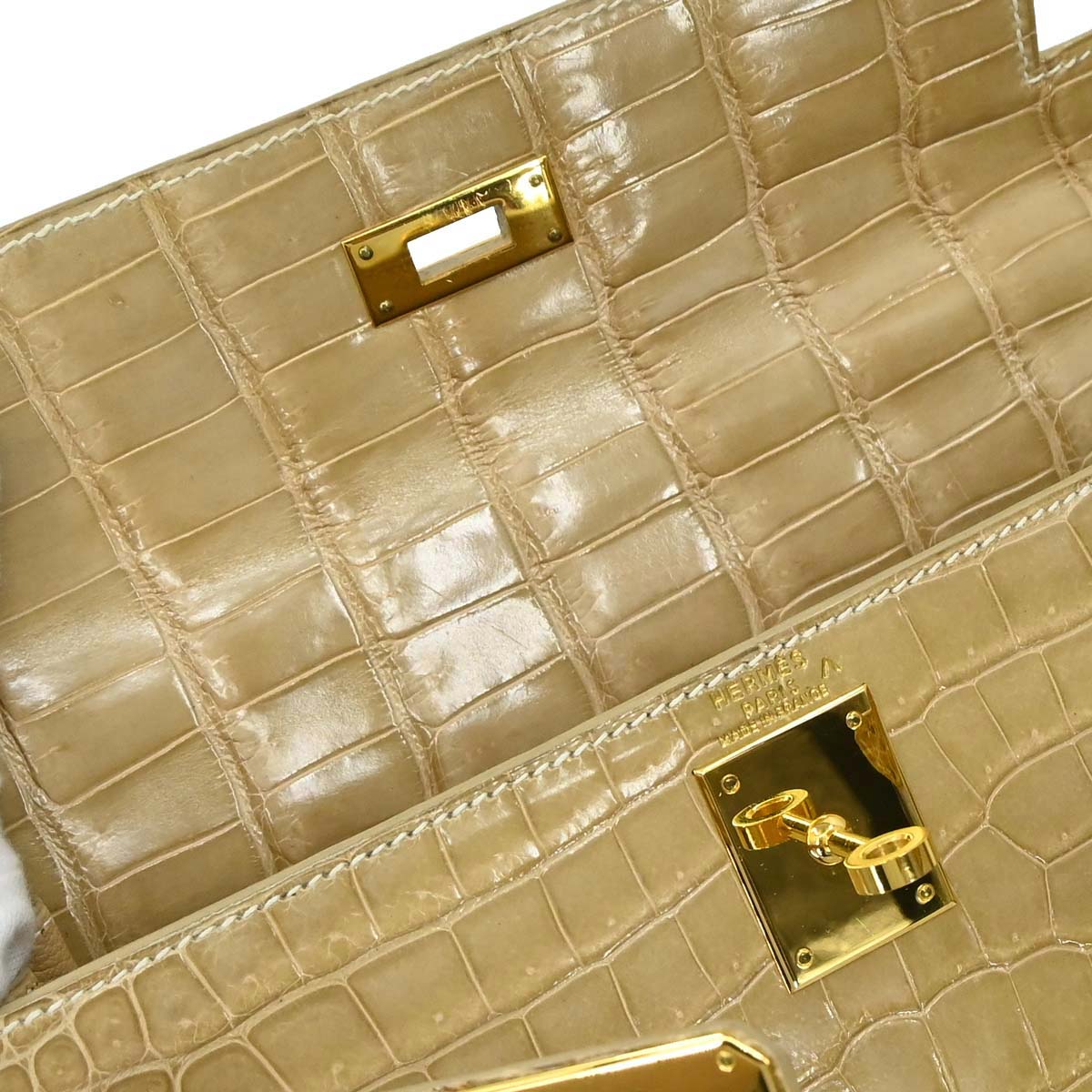 Hermes * Poussiere Porosus Lisse Kelly 28 Sellier Shoulder Handbag