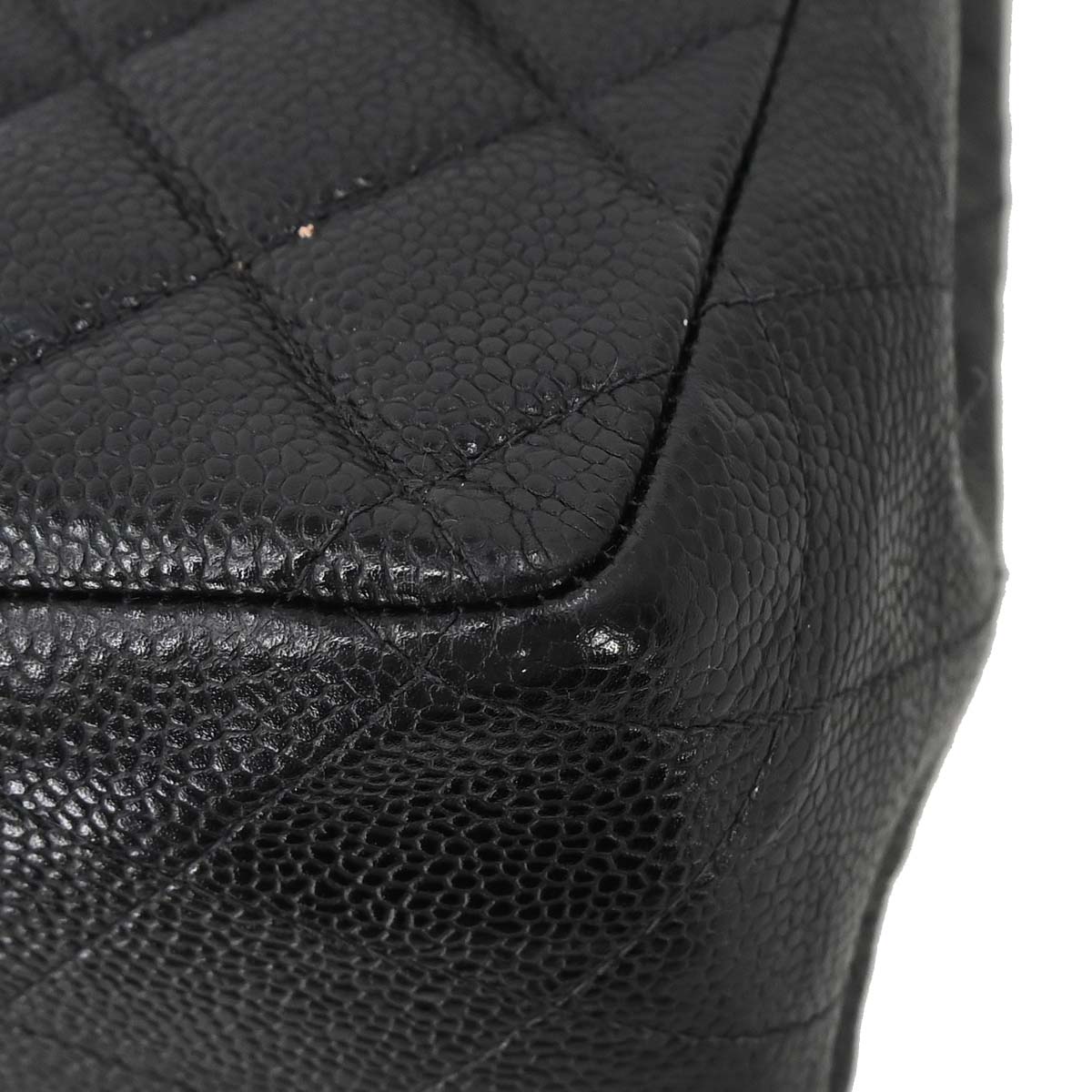 Chanel 2000-2002 Black Caviar Skin Jumbo Classic Flap Shoulder Bag