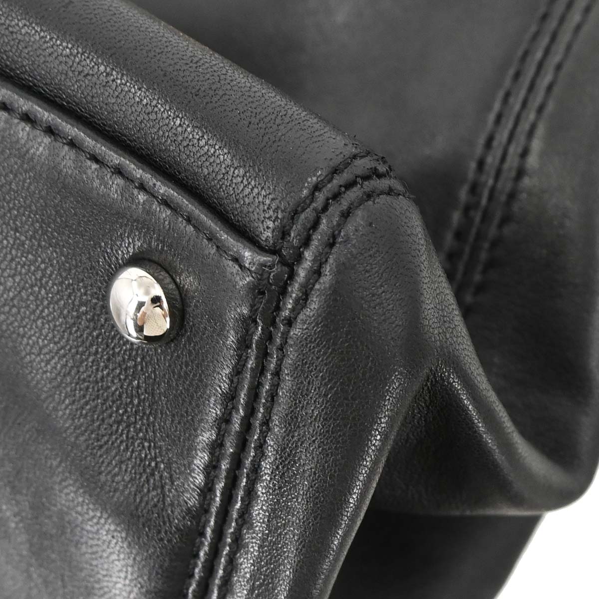 Chanel 2008-2009 Black Beige Lambskin Executive Cerf Tote Bag