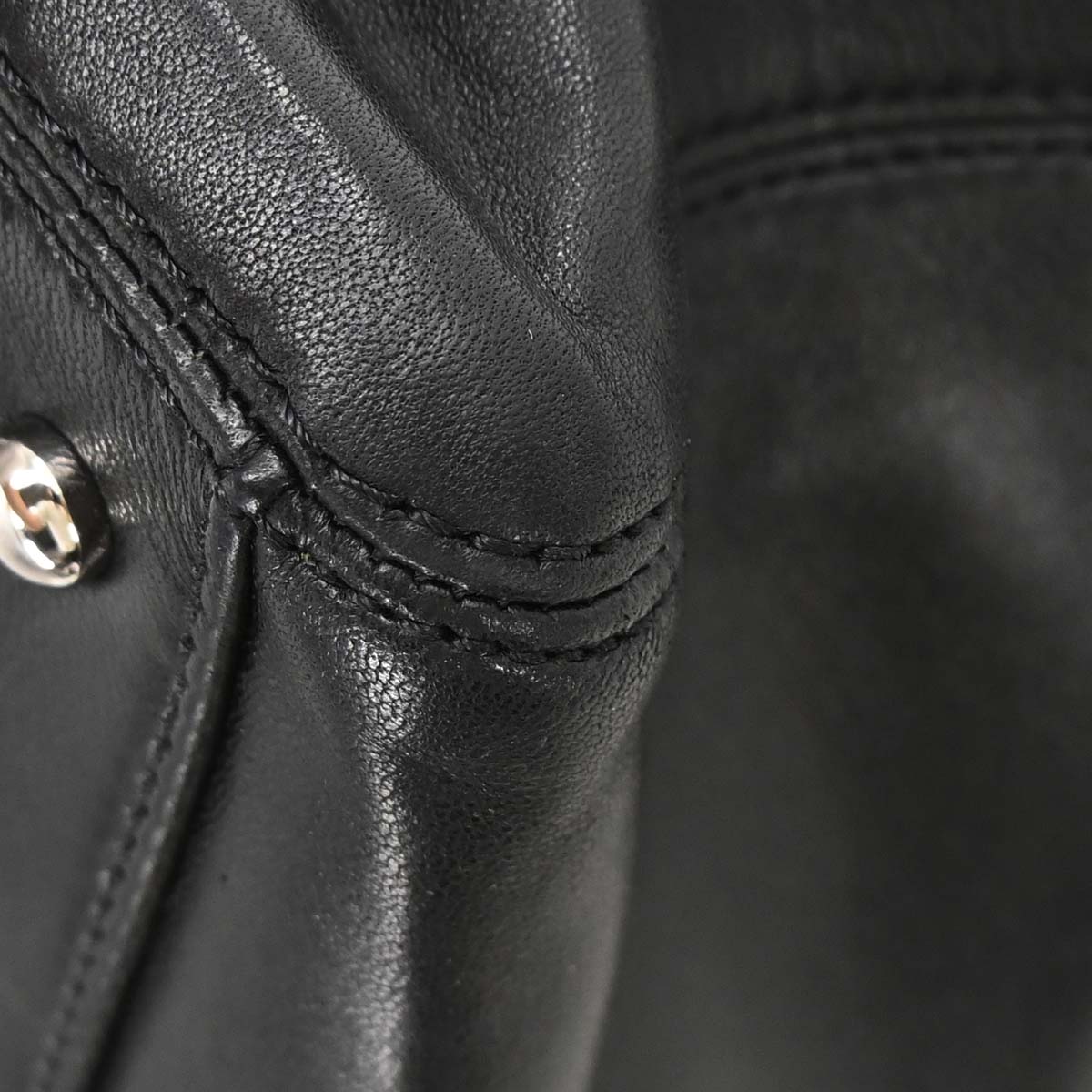 Chanel 2008-2009 Black Beige Lambskin Executive Cerf Tote Bag