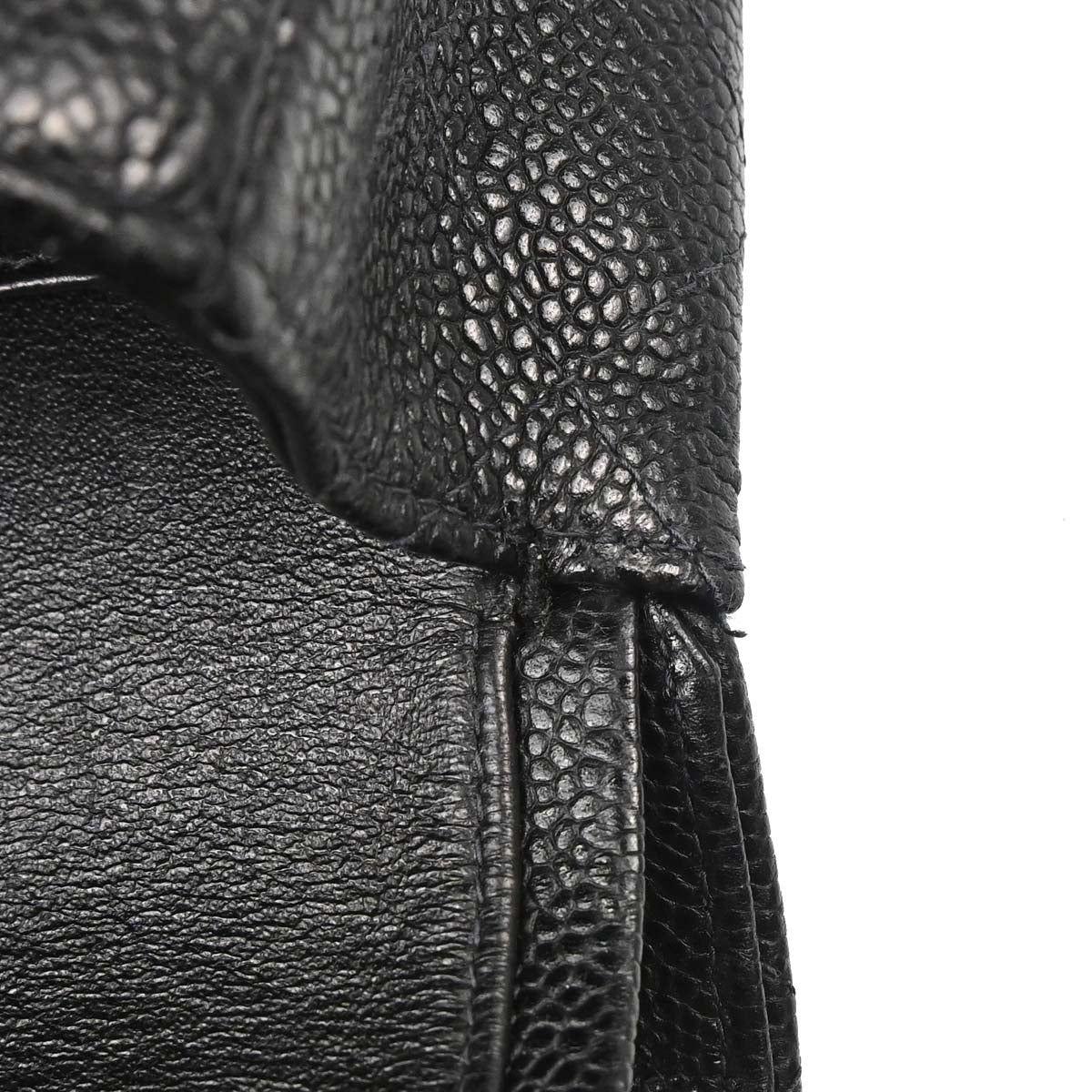 Chanel 2005-2006 Black Caviar Skin Medium Classic Double Flap Shoulder Bag