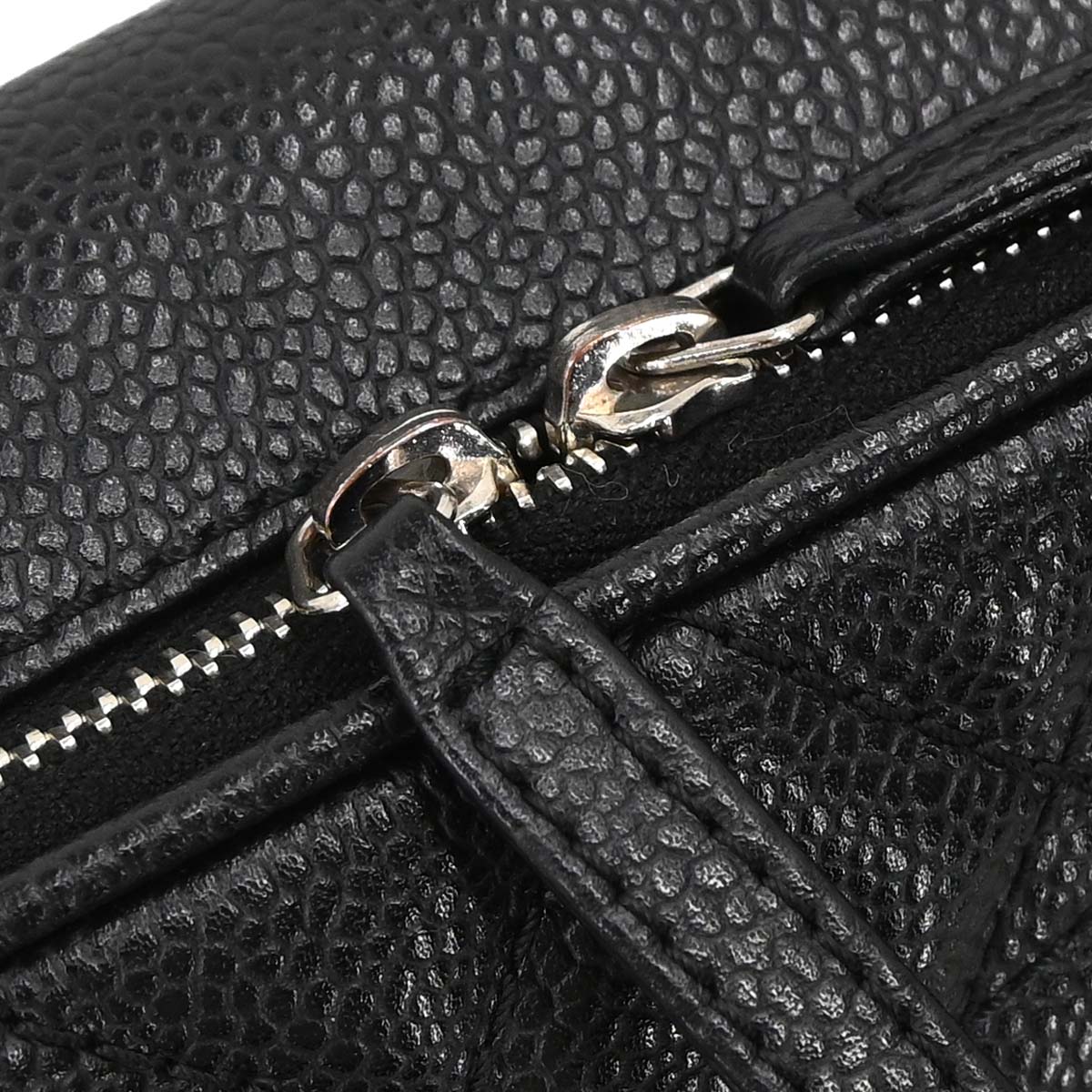 Chanel 2008-2009 Black Caviar Skin Shoulder Bag
