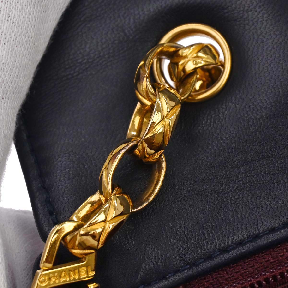 Chanel 1991-1994 Navy Lambskin Chevron Single Flap Shoulder Bag
