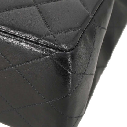 Chanel 2000-2002 Black Lambskin Jumbo Classic Flap Shoulder Bag