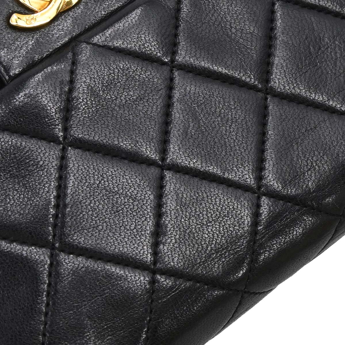 Chanel 1989-1991 Black Lambskin Classic Square Flap Shoulder Bag 20