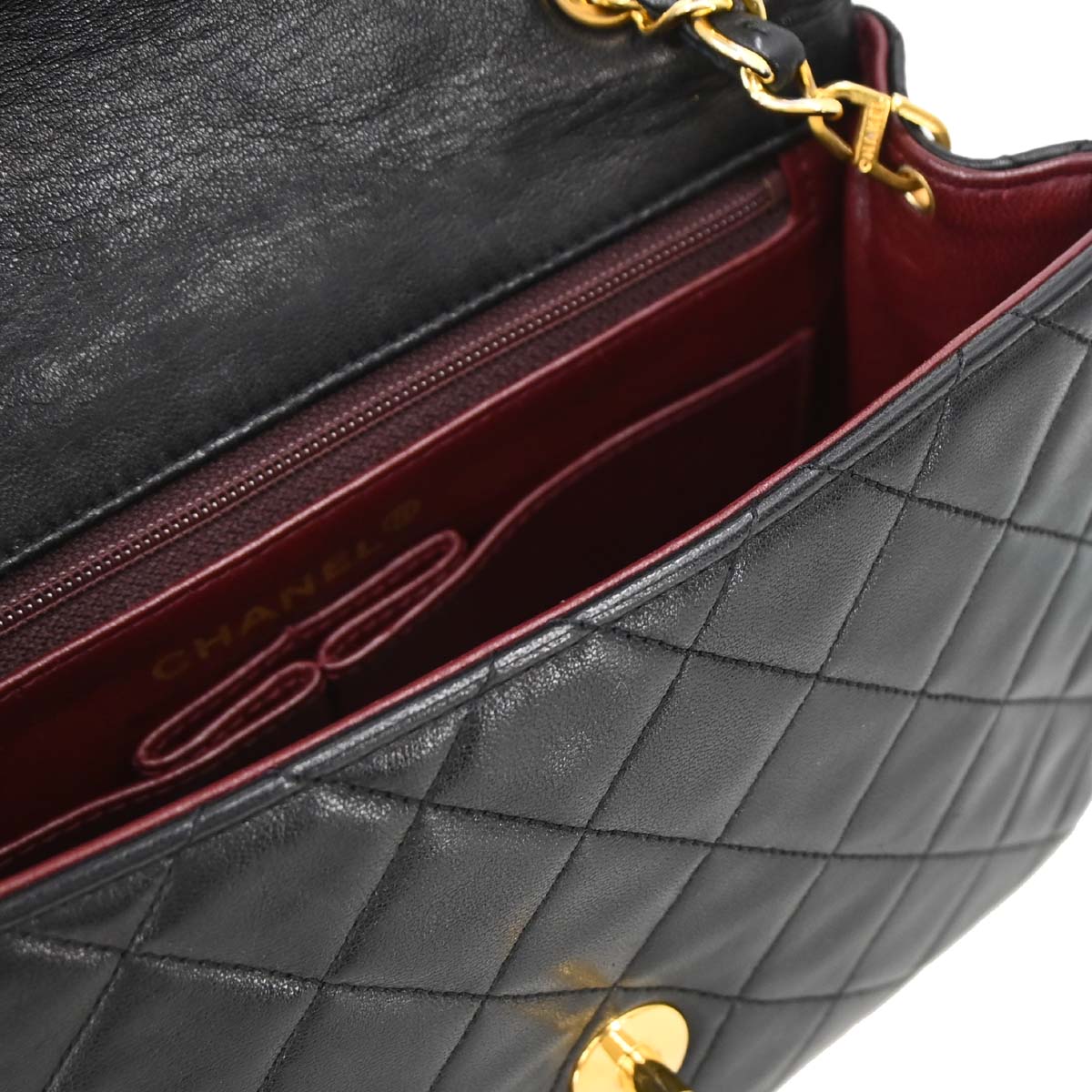 Chanel 1989-1991 Black Lambskin Classic Square Flap Shoulder Bag 20