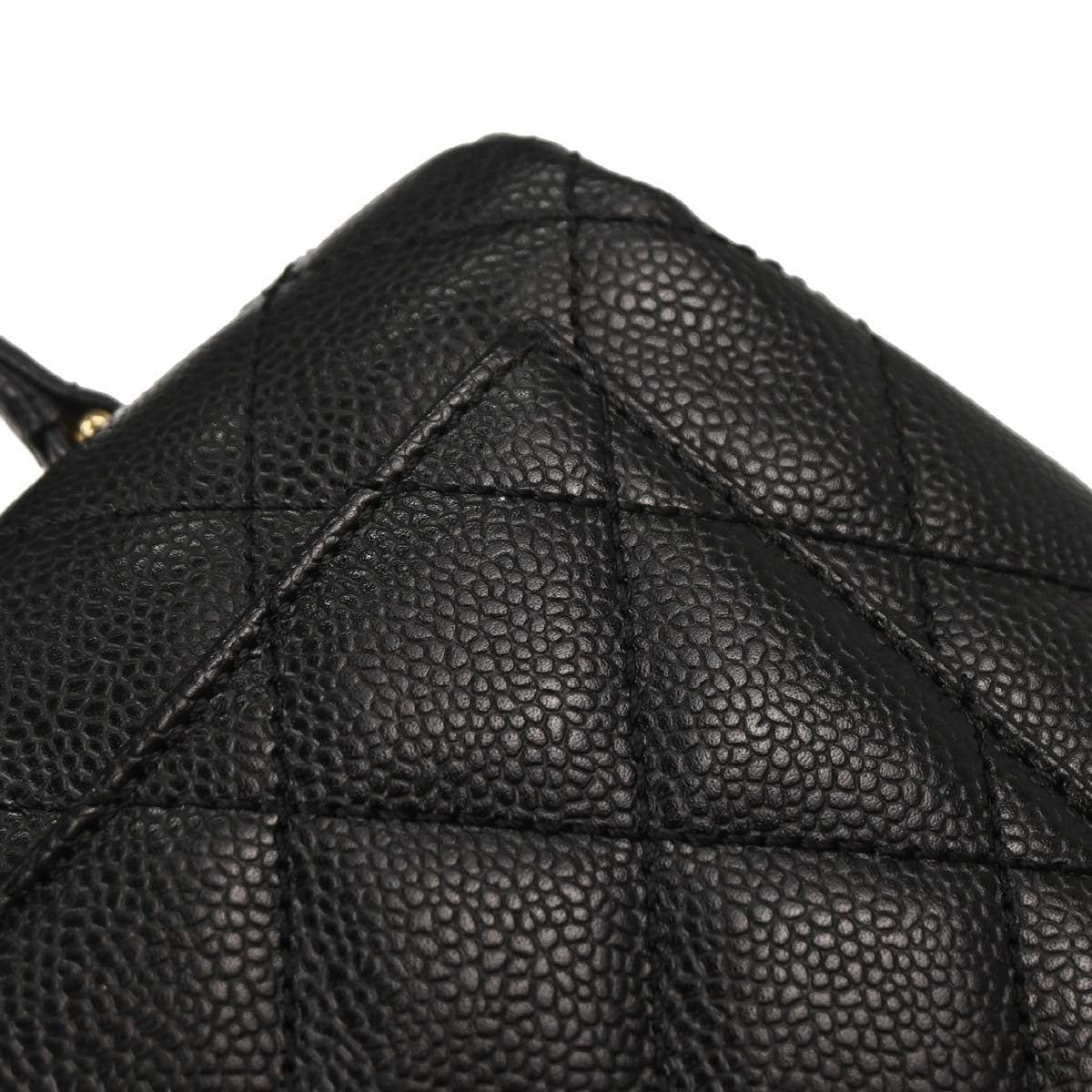 Chanel 2003-2004 Black Caviar Skin Kelly Top Handle Handbag