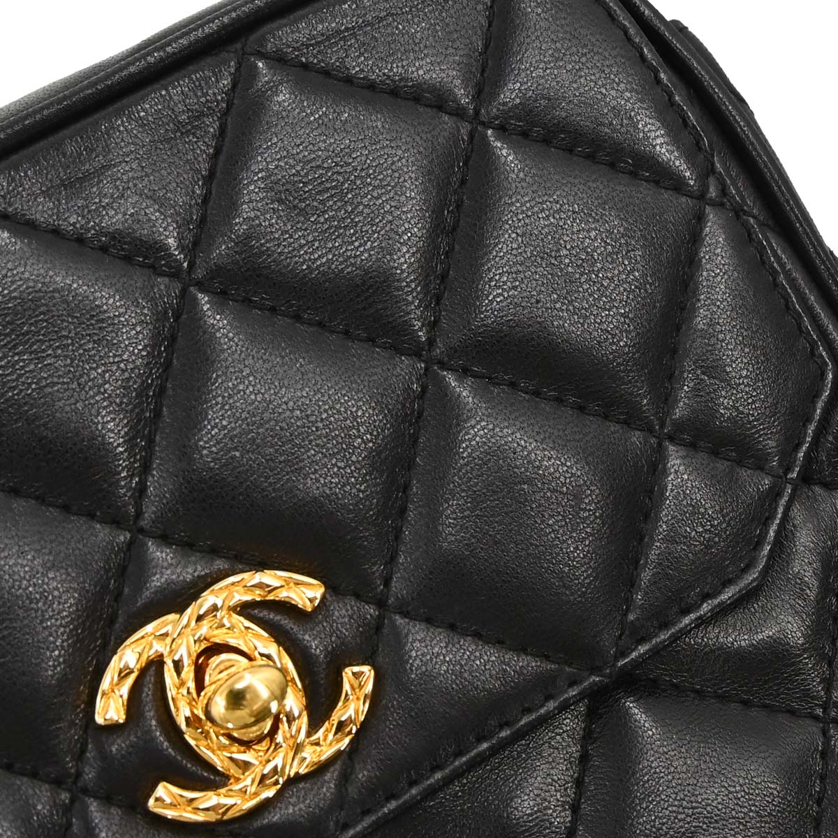 Chanel 1991-1994 Black Lambskin Shoulder Camera Bag Mini