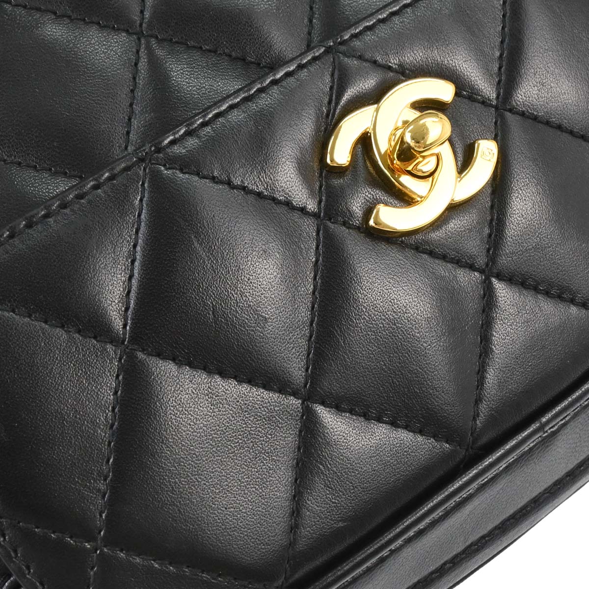 Chanel 1994-1996 Black Lambskin Shoulder Camera Bag