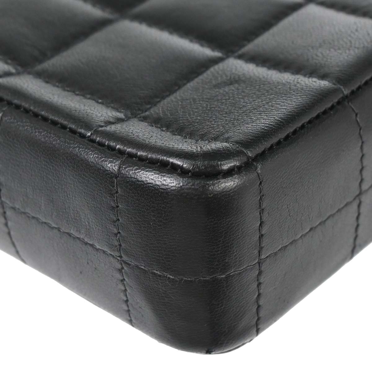 Chanel 2005-2006 Black Lambskin Choco Bar East West Shoulder Bag