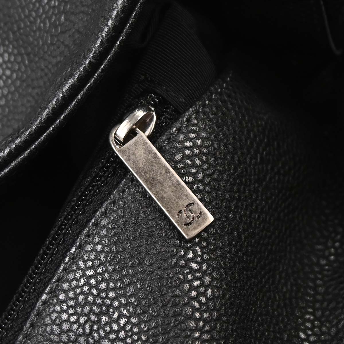 Chanel 2009-2010 Gray Caviar Skin Hobo Bag