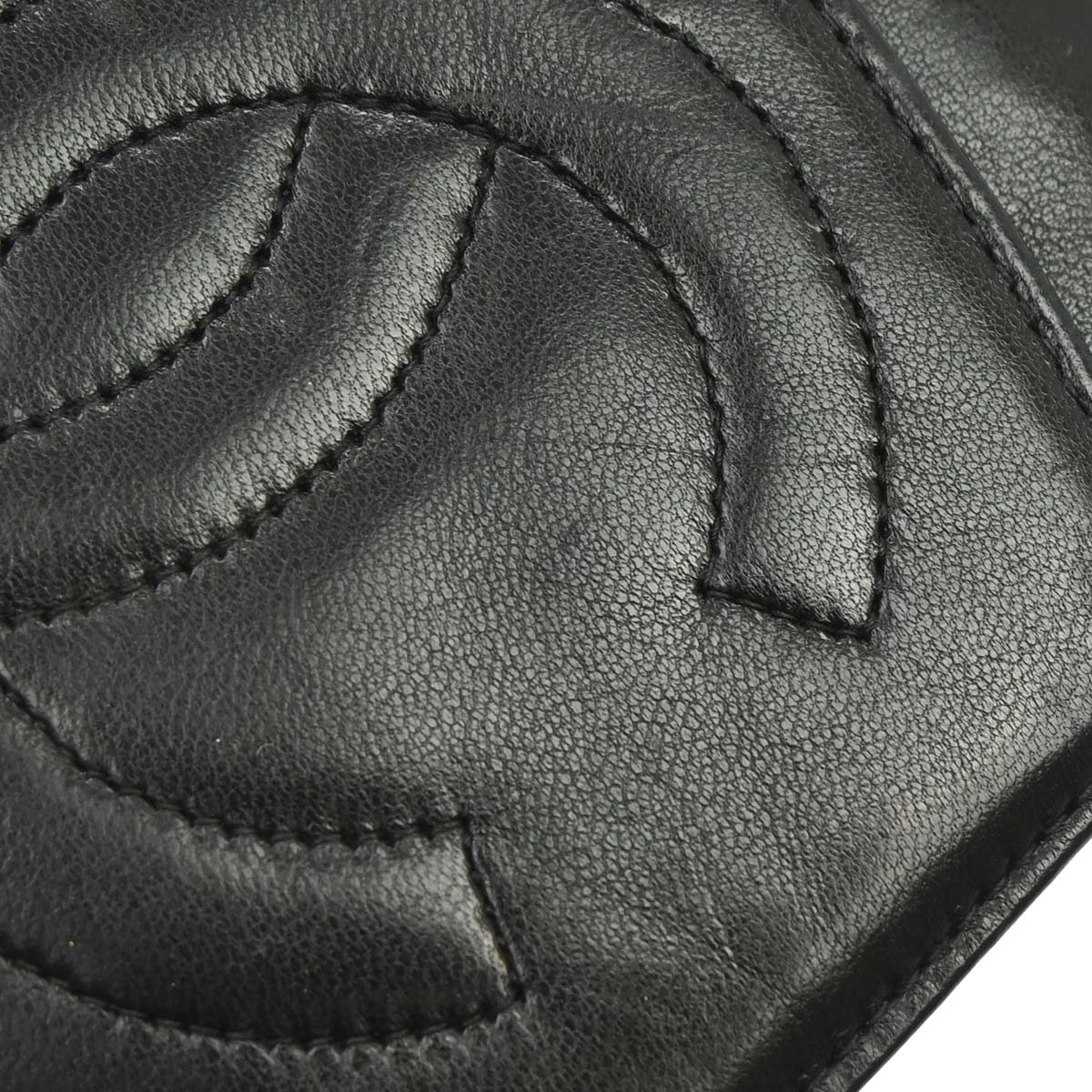 Chanel 1997-1999 Black Lambskin Bifold Wallet