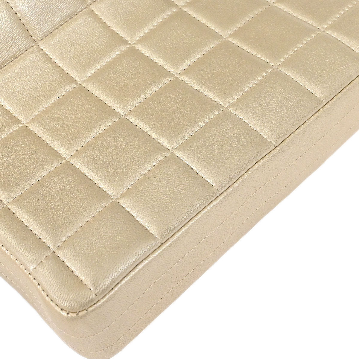 Chanel 2000-2001 Champagne Gold Lambskin Choco Bar East West Shoulder Bag