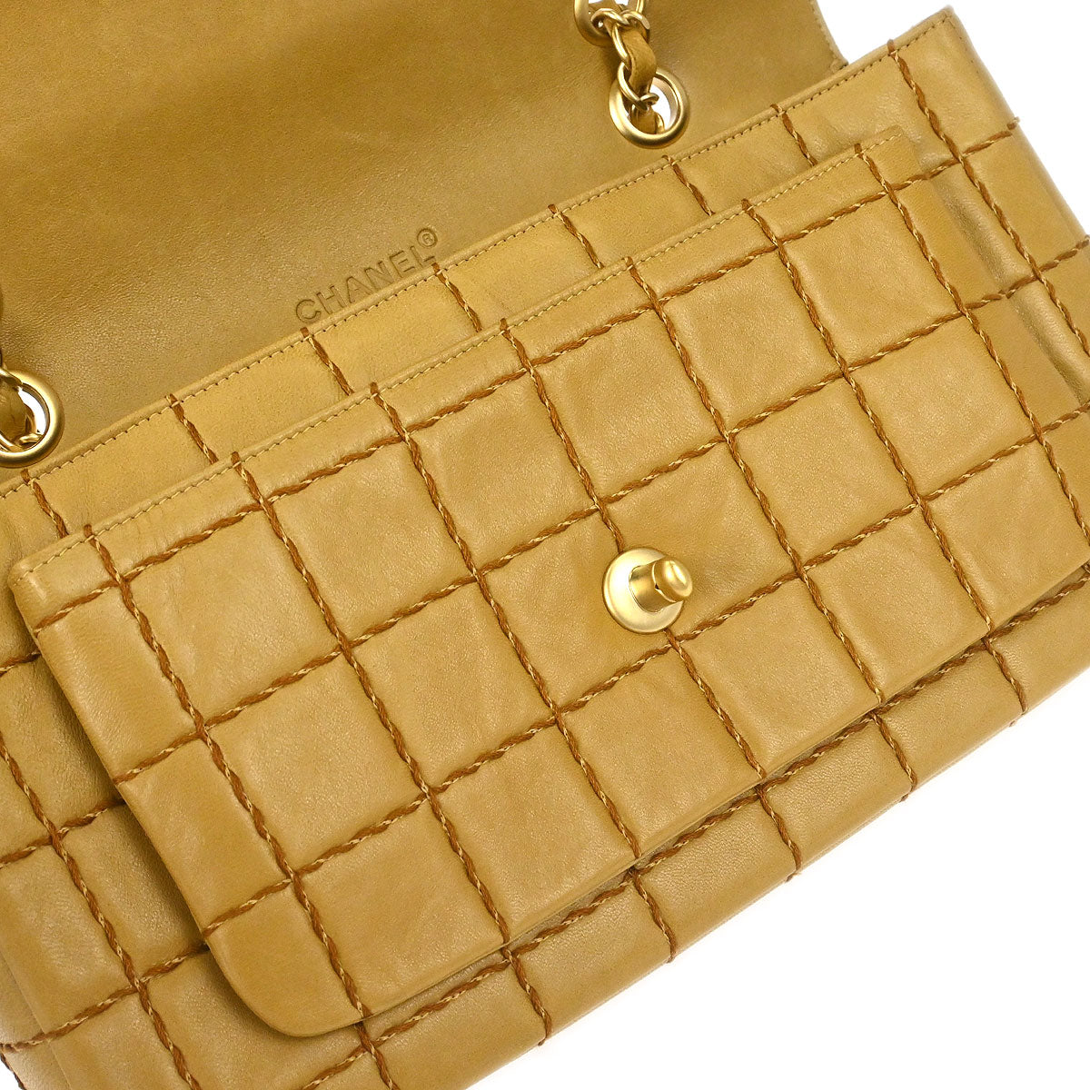 Chanel 2000-2001 Beige Lambskin Wild Stitch Choco Bar Shoulder Bag