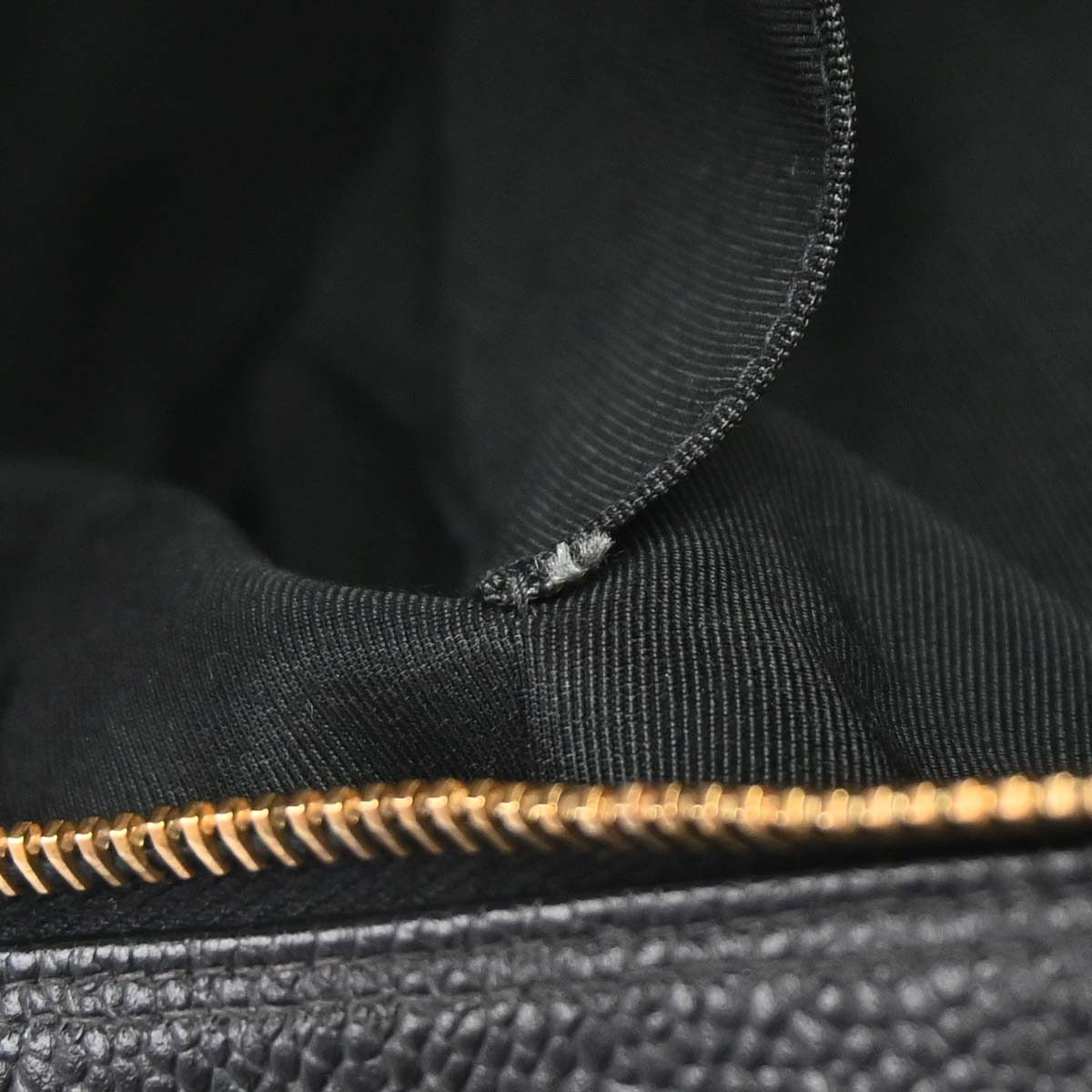 Chanel 2003-2004 Black Caviar Skin Tote Bag
