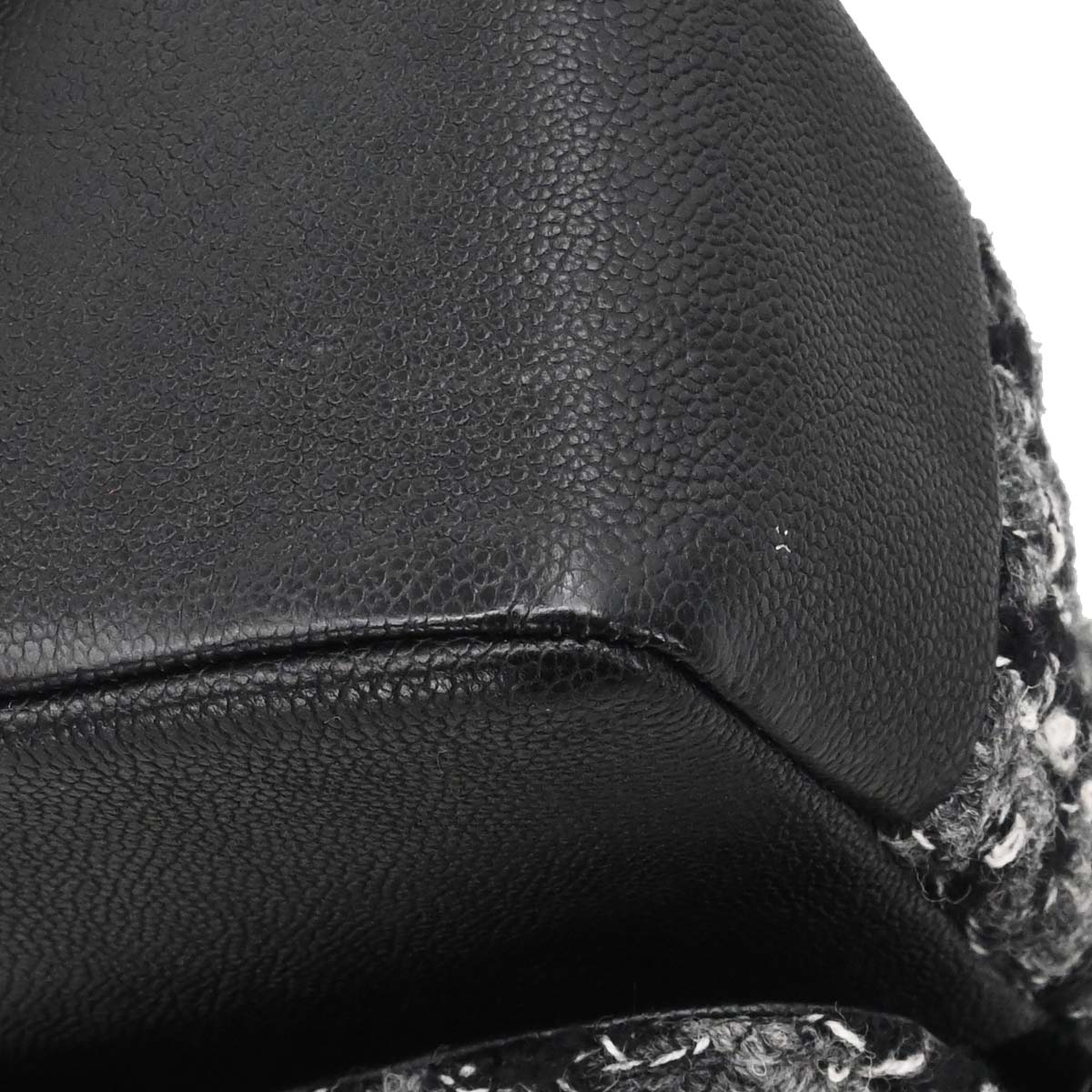 Chanel Black Caviar Skin Tweed Jumbo Classic Double Flap Shoulder Bag