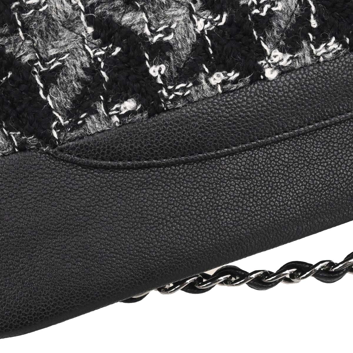 Chanel Black Caviar Skin Tweed Jumbo Classic Double Flap Shoulder Bag