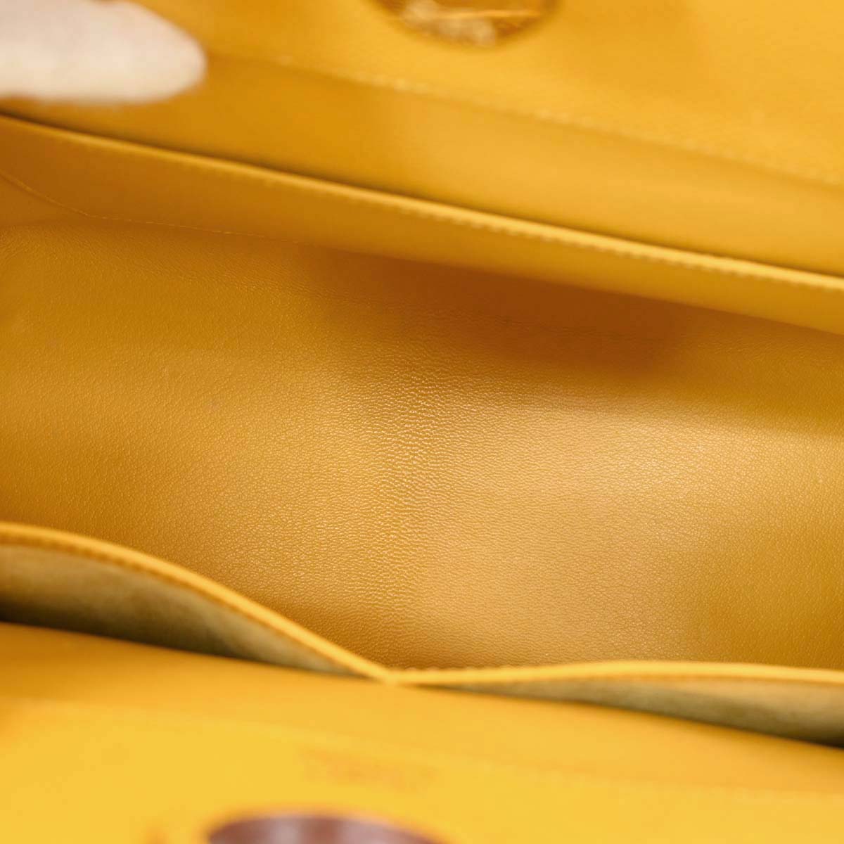 Hermes Jaune Courchevel Dalvy 30 MM Handbag
