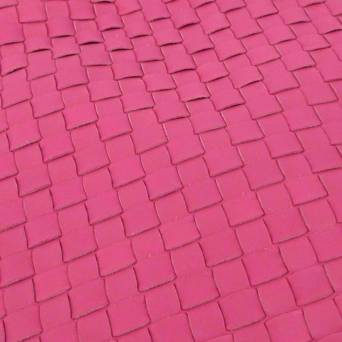 Bottega Veneta Pink Lambskin Intrecciato Hobo Handbag