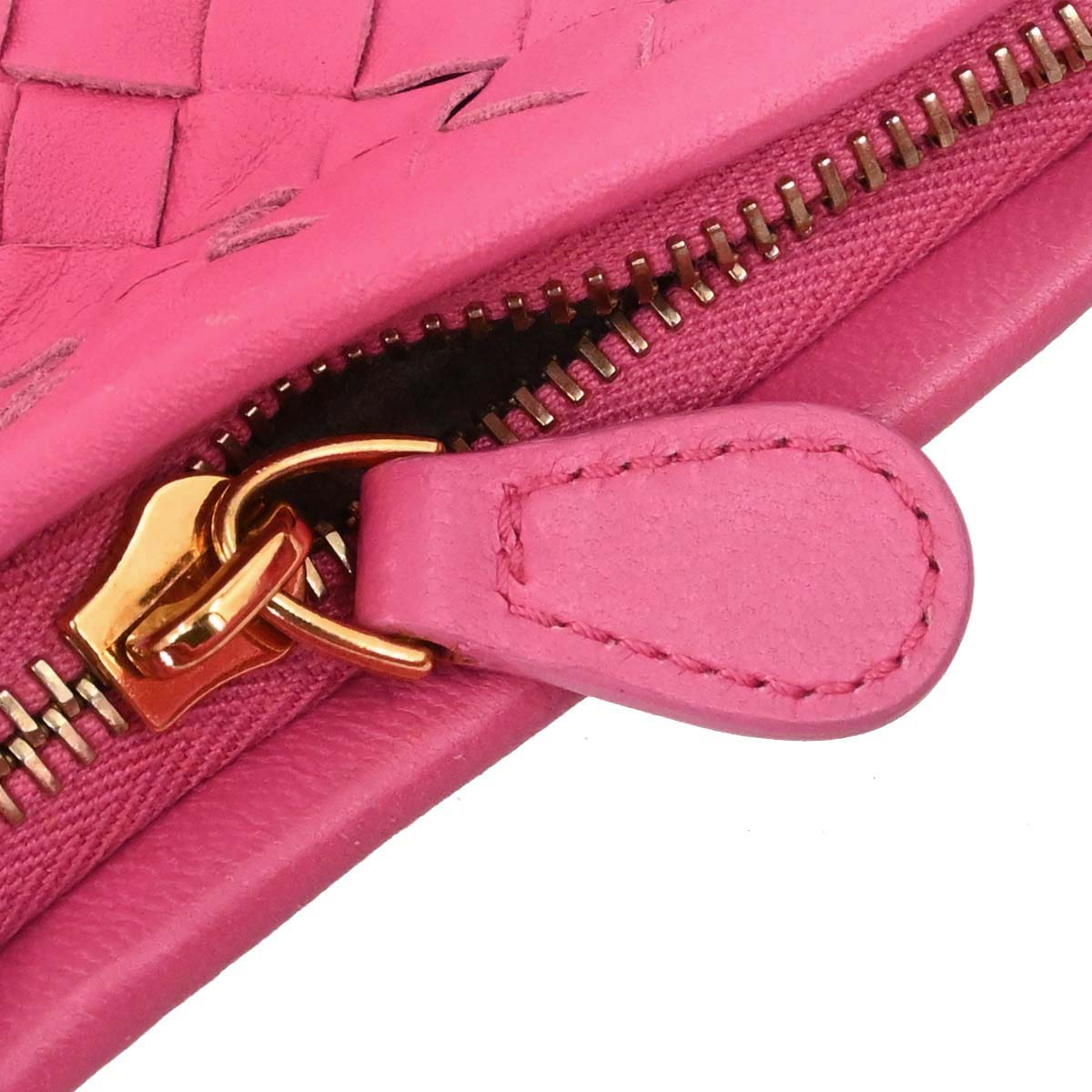Bottega Veneta Pink Lambskin Intrecciato Hobo Handbag
