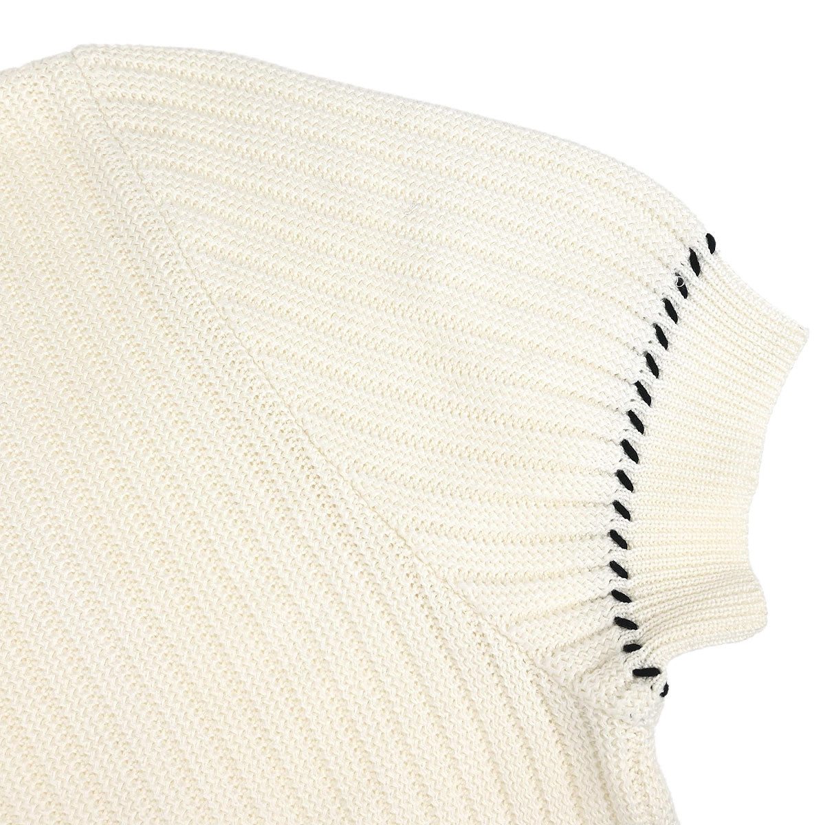 Chanel 1996 Short Sleeve Cardigan White #40