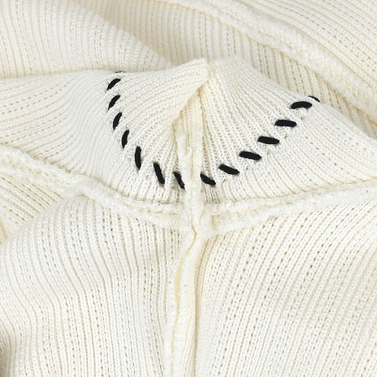 Chanel 1996 Short Sleeve Cardigan White #40