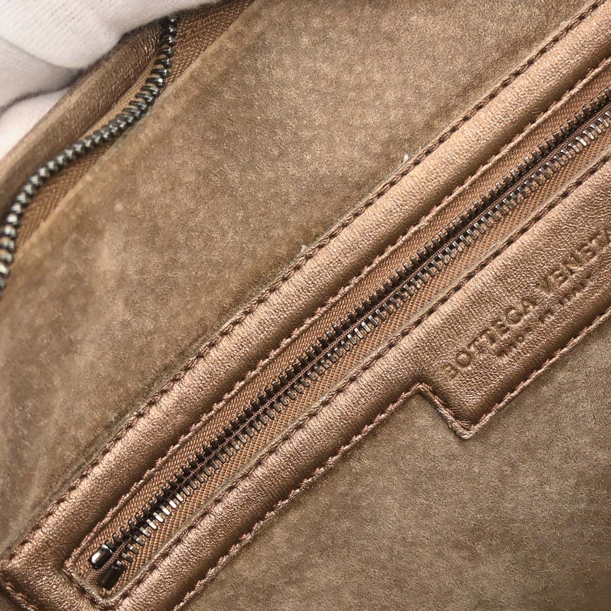 Bottega Veneta Bronze Lambskin Intrecciato Hobo Handbag