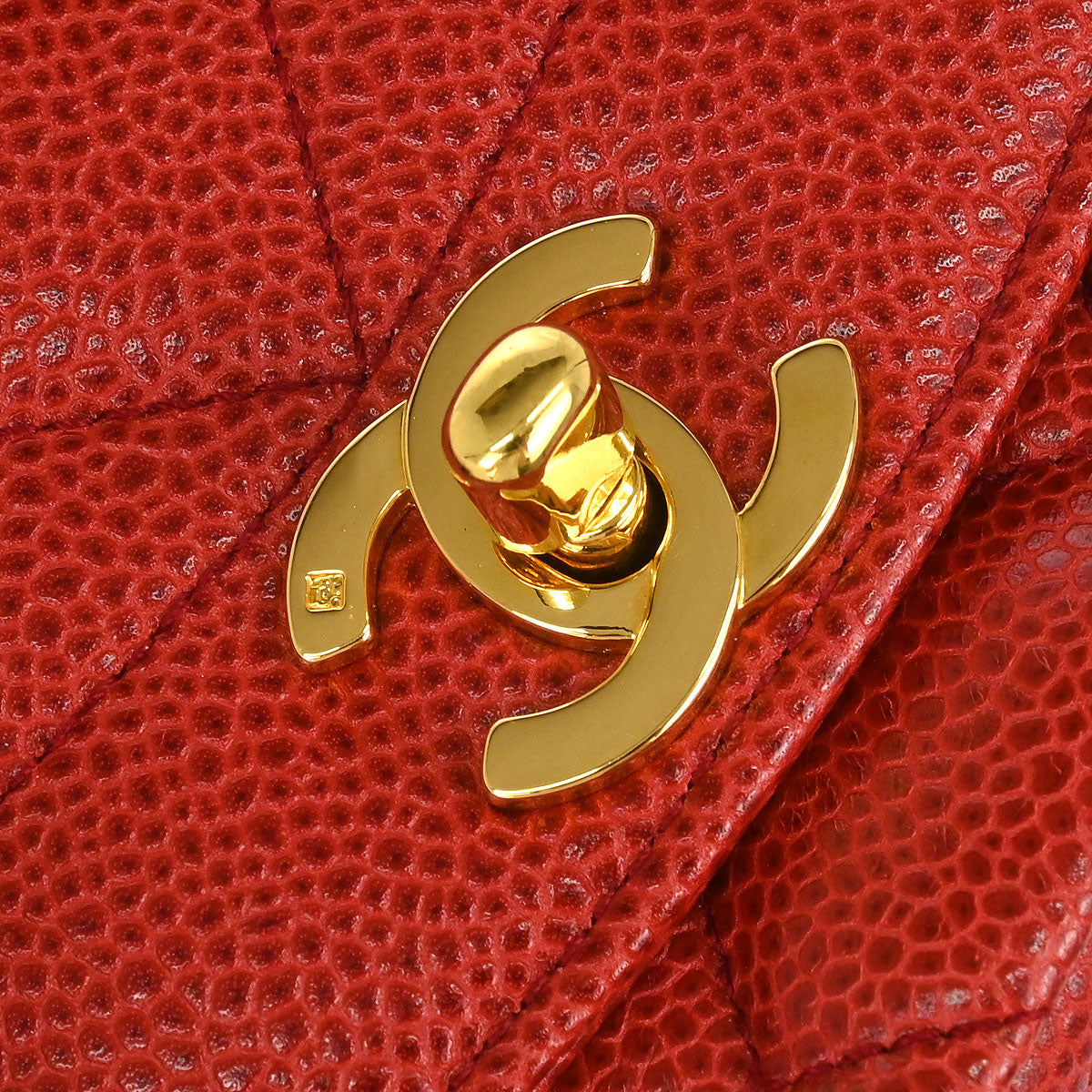 Chanel 1991-1994 Red Caviar Skin Small Diana Shoulder Bag
