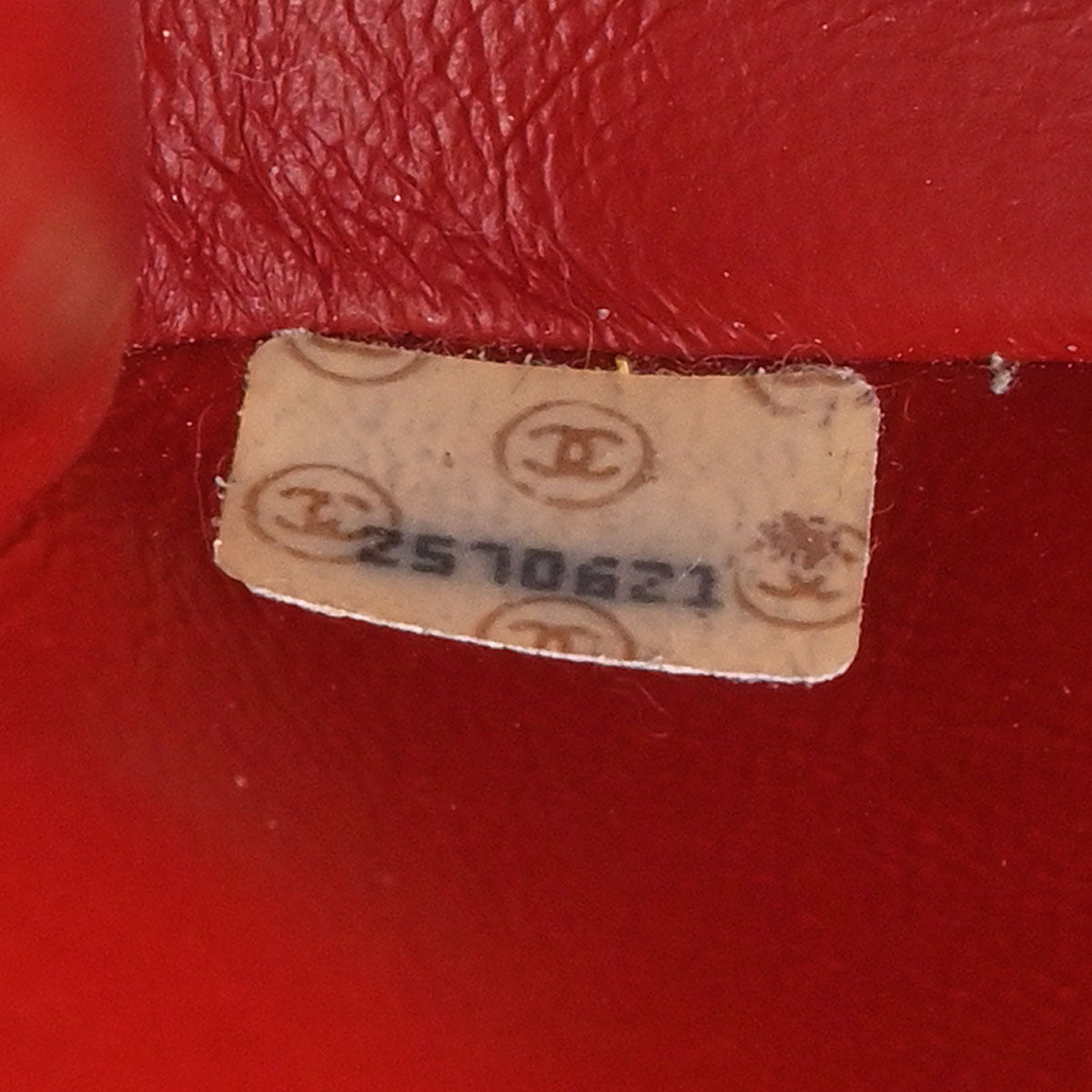 Chanel 1991-1994 Red Caviar Skin Small Diana Shoulder Bag
