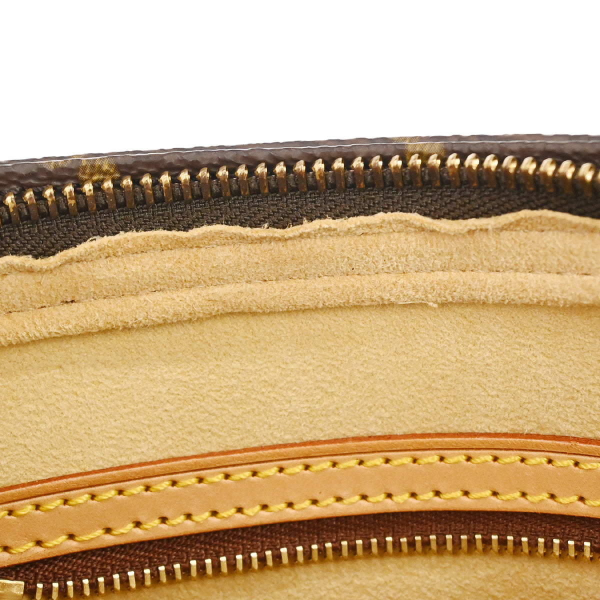 Louis Vuitton Monogram Looping MM Handbag M51146