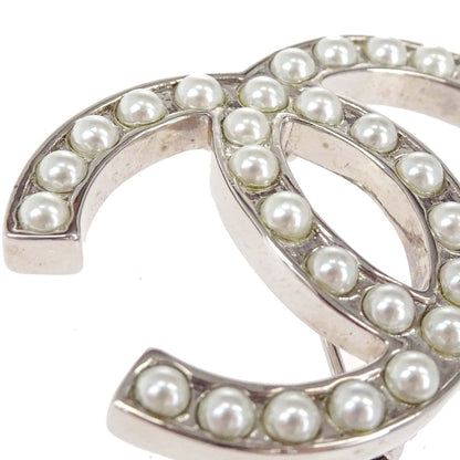 Chanel CC Costume Pearl Brooch Pin Silver D11V