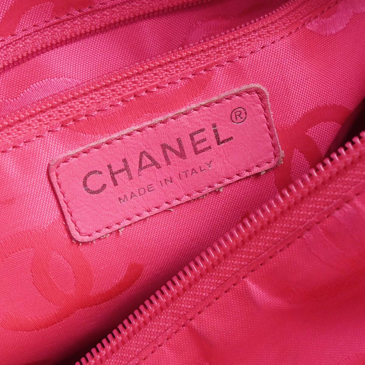 Chanel 2005-2006 Black Calfskin Cambon Ligne Tote Handbag
