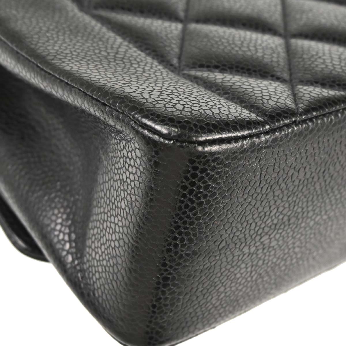 Chanel 1991-1994 Black Caviar Skin Small Diana Shoulder Bag