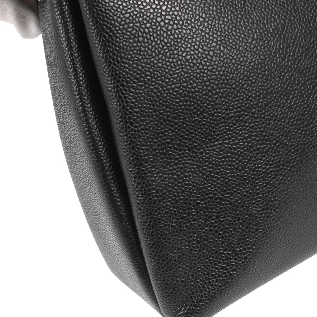 Chanel 1997-1999 Black Caviar Skin Shoulder Bag