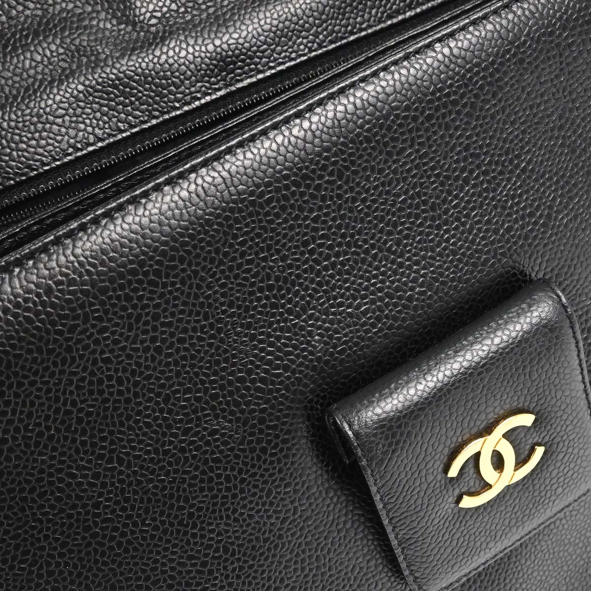 Chanel 1997-1999 Black Caviar Skin Shoulder Bag