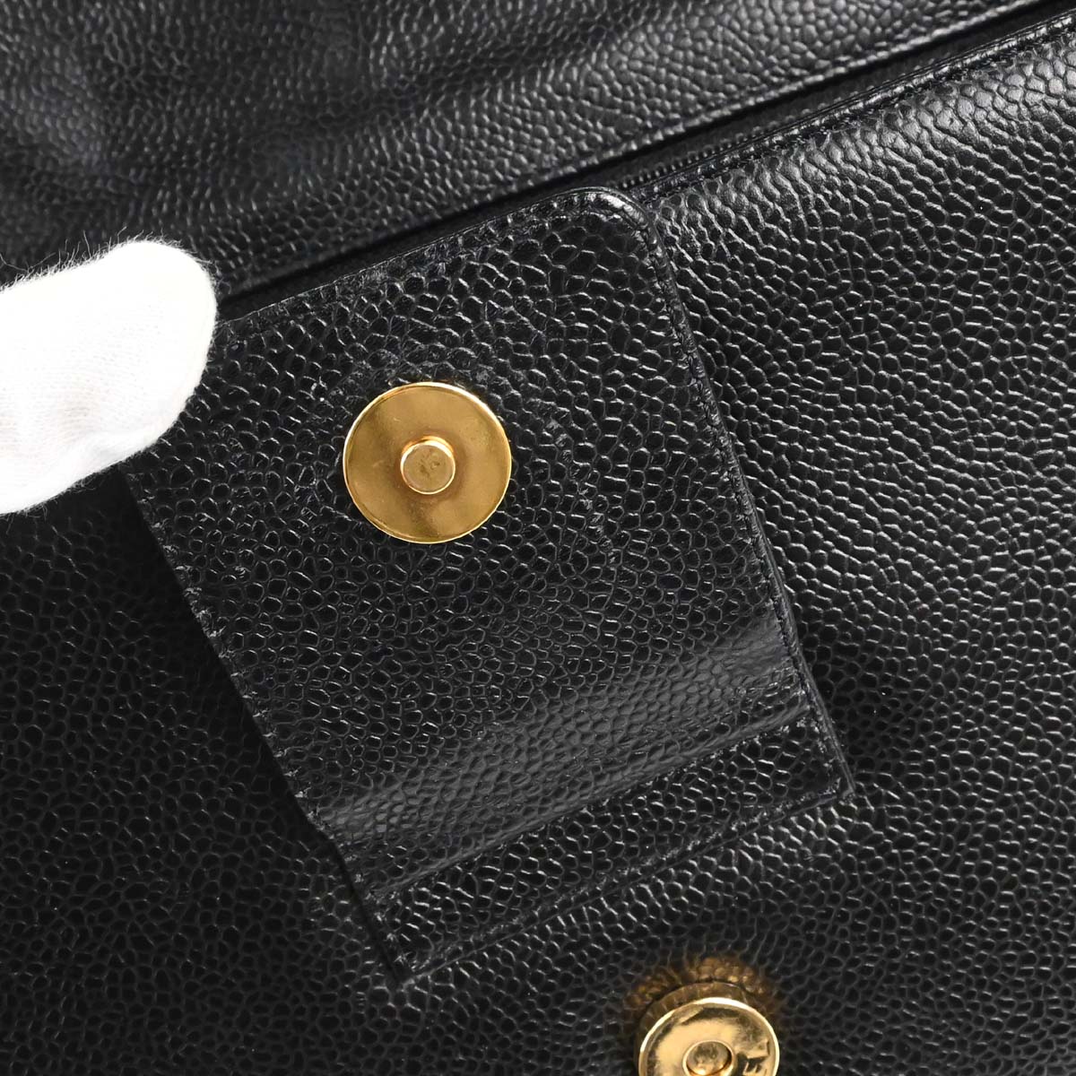 Chanel 1997-1999 Black Caviar Skin Shoulder Bag