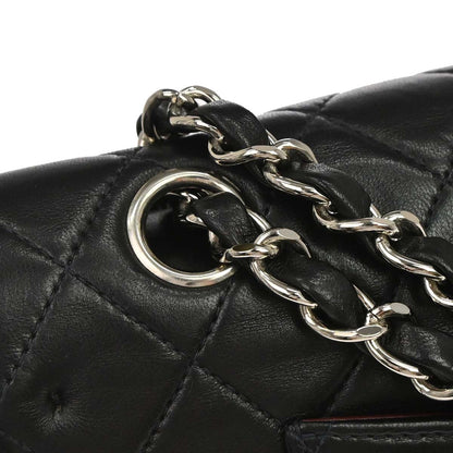 Chanel 2000-2002 Black Lambskin Medium Classic Double Flap Shoulder Bag