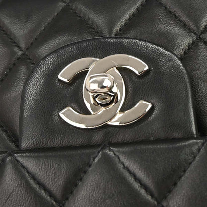 Chanel 2000-2002 Black Lambskin Medium Classic Double Flap Shoulder Bag