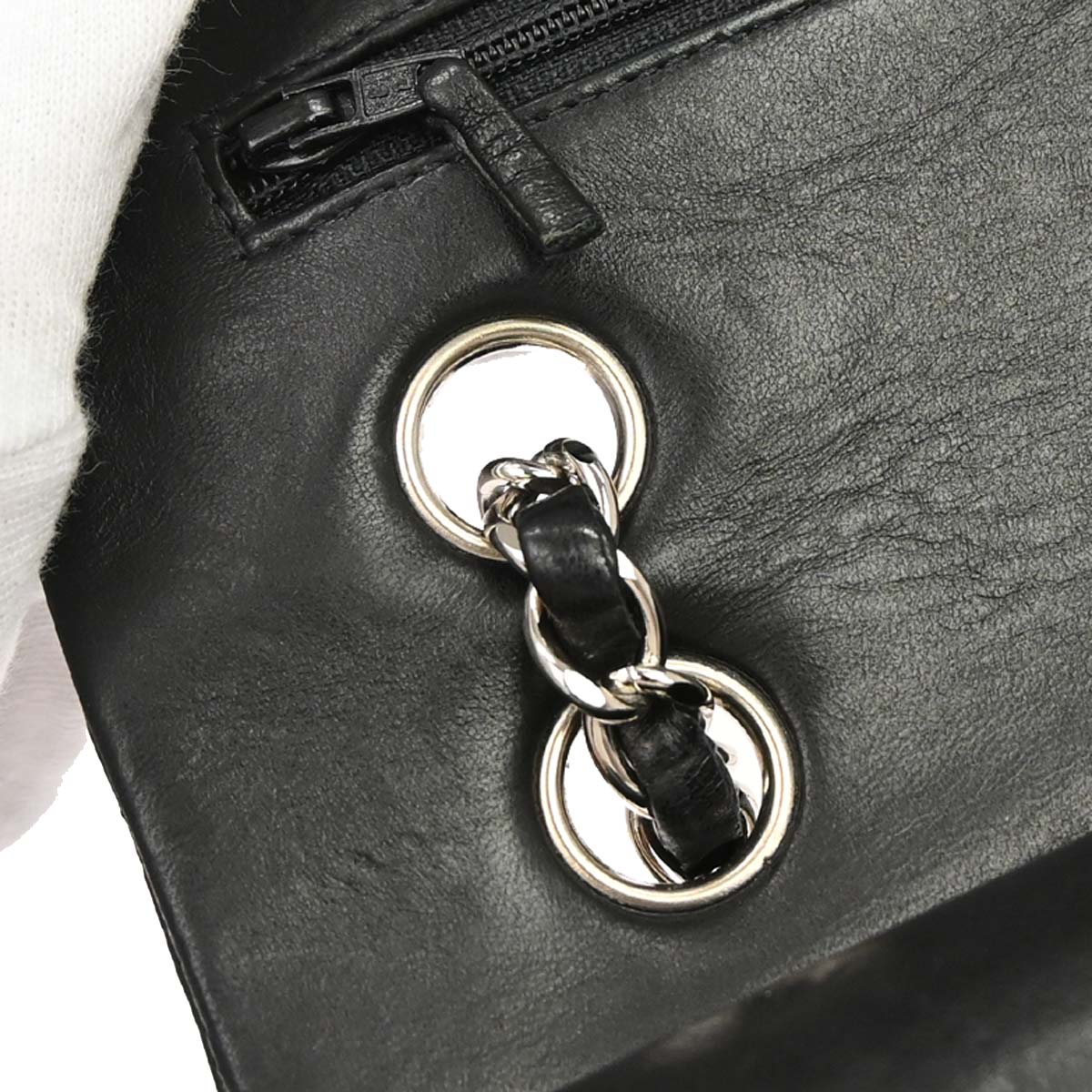 Chanel 2000-2002 Black Lambskin Medium Classic Double Flap Shoulder Bag