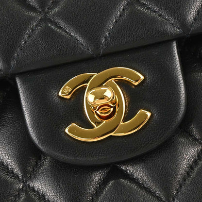 Chanel 1997-1999 Black Lambskin Medium Classic Double Flap Shoulder Bag