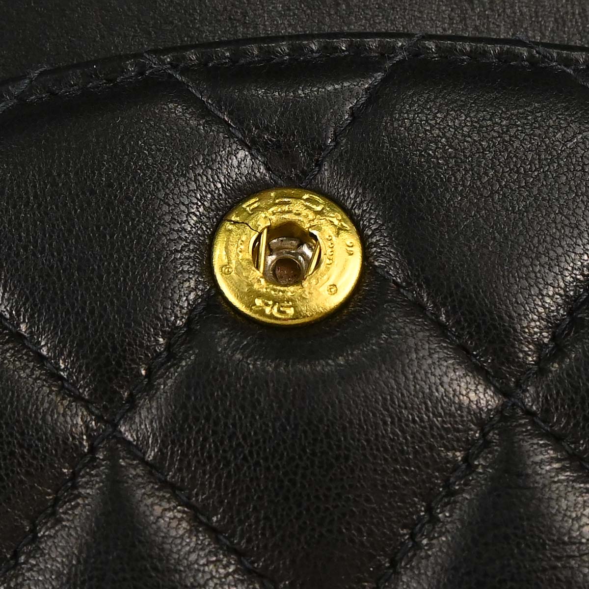 Chanel 1997-1999 Black Lambskin Medium Classic Double Flap Shoulder Bag
