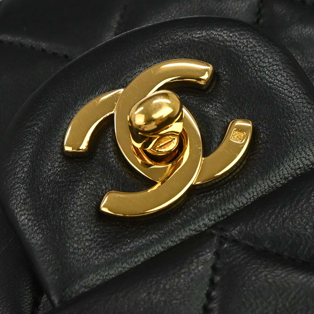 Chanel 1989-1991 Black Lambskin Medium Classic Double Flap Shoulder Bag