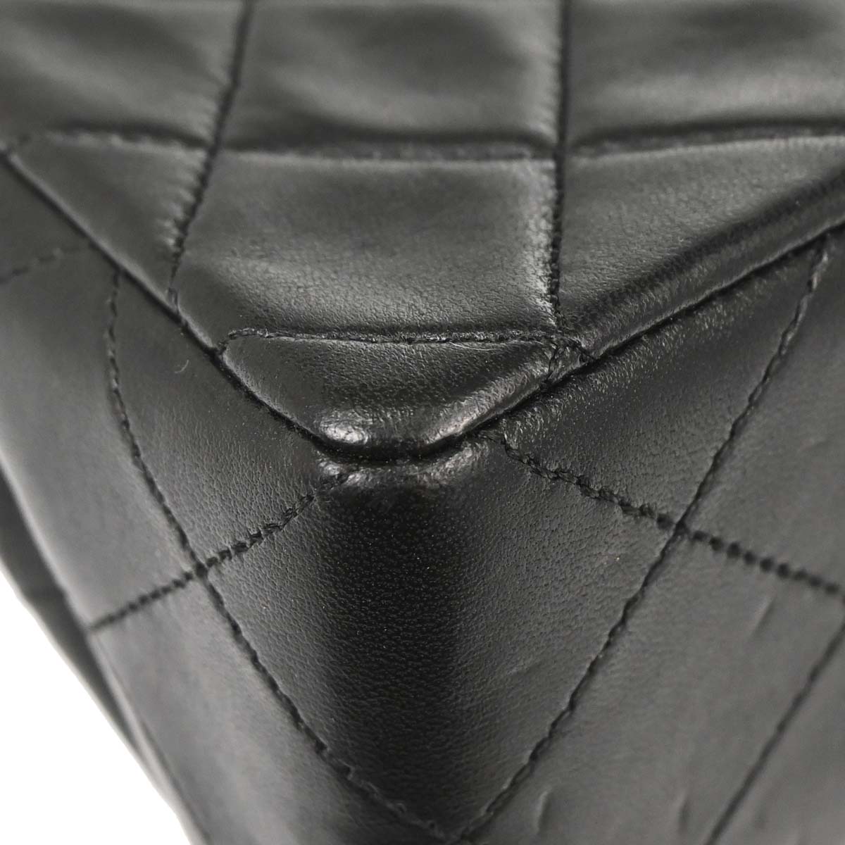 Chanel 1989-1991 Black Lambskin Shoulder Bag