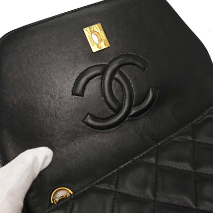 Chanel 1989-1991 Black Lambskin Shoulder Bag